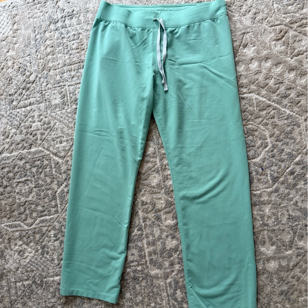 Figs Surgical Green Technical Collection Pants